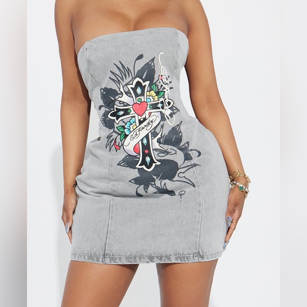 Ed Hardy Gray Mini Skirt with Graphic Design